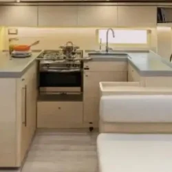 Яхта для путешествия • Beneteau First 47 | Blue Dawn