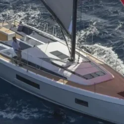 Катамаран для путешествия • Катамаран Bali 4.4